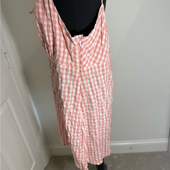 Forever 21 Pink and White Smocked Tie Front Sundress - Picture 3 of 4